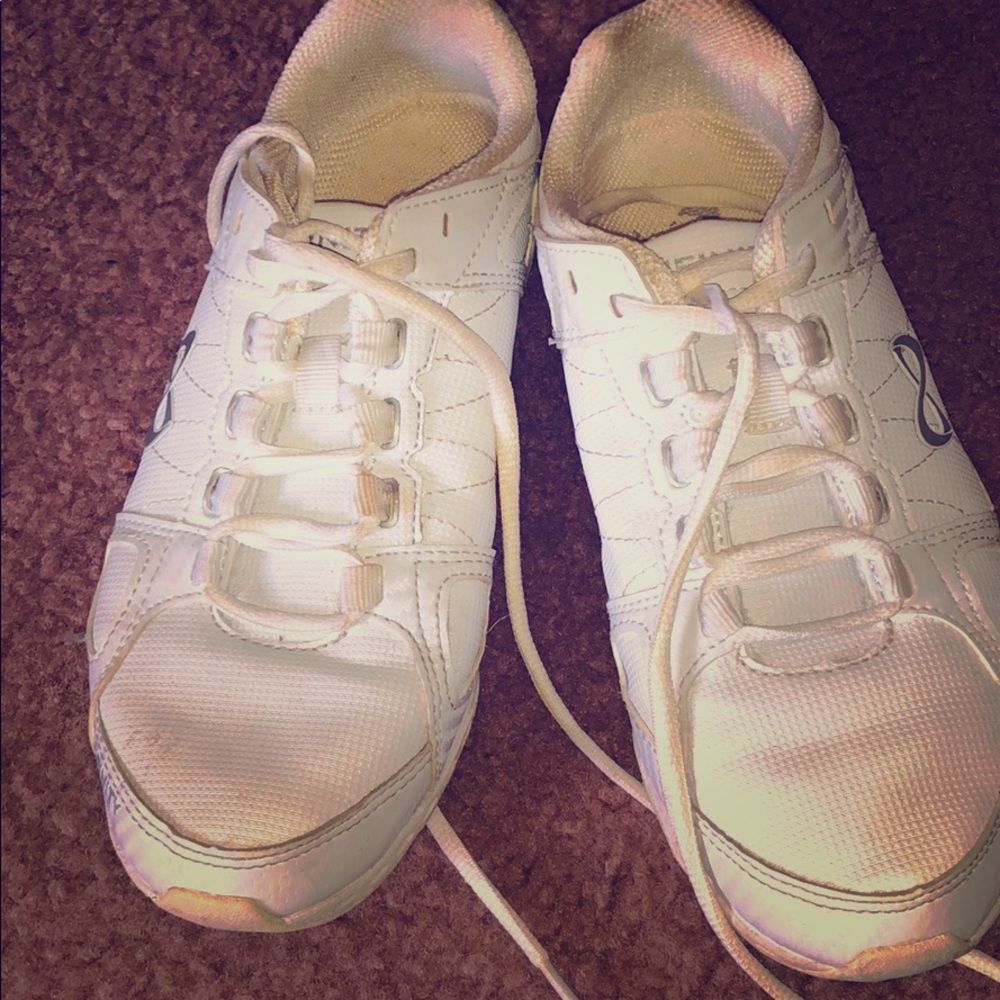 Infinity cheer shoes